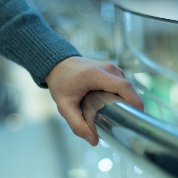 poręcz w obiekcie handlowym